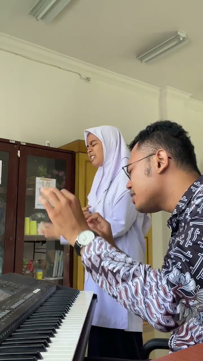 Sebuah Rasa - Agnez Mo cover Moza ( Vocal Coach Sir Tri Adinata) Part 1