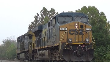 CSX AC44CW 424 w/ K5HL and ES40DC 5281 Run Light on M779 on 10/28/20