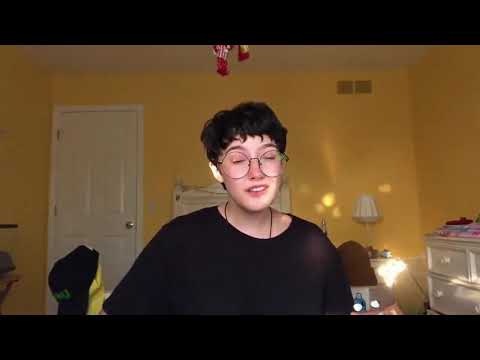 chloe moriondo -