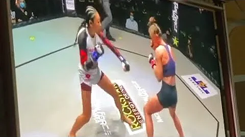 Mina Uscharawadi vs. Melissa Allen - [Amateur Debu...