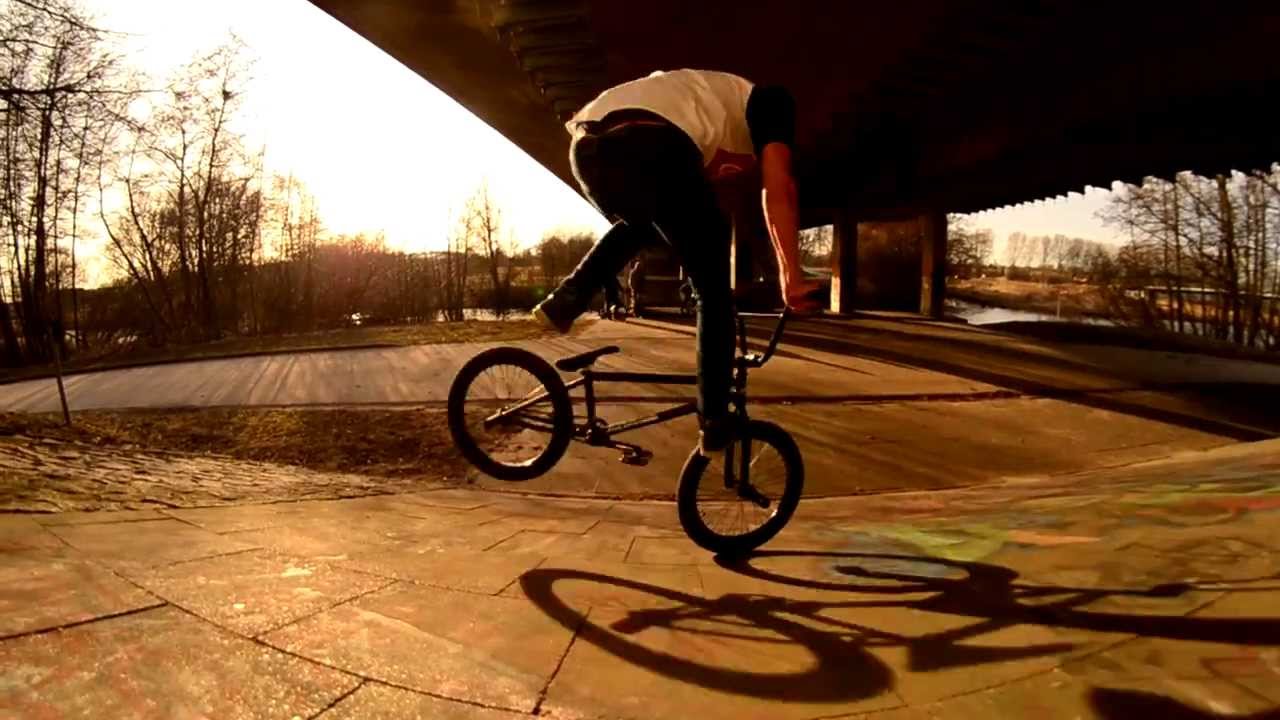 Welcome to Nosedive | Michael Hanfler