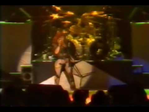 Bon Jovi - She Don't Know Me [Live in Japan 1985]