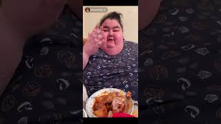 Efecan tavuk patates gömüyor 🍗 #yemek #asmr #mukbang #eatingsounds #diyet #asmrvideo #food  #tiktok