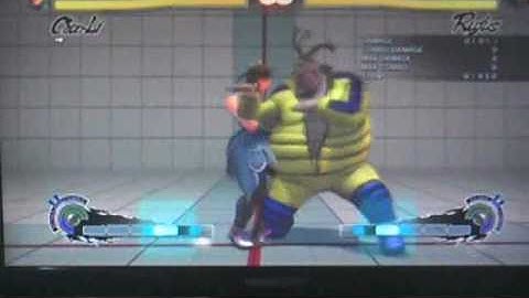 Catch reversal back dash by optionselect ultra (Rufus vs Chun-Li)