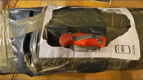 eBay delivery - huge joblot attic find scenery and LIMA N gauge scale locomotives