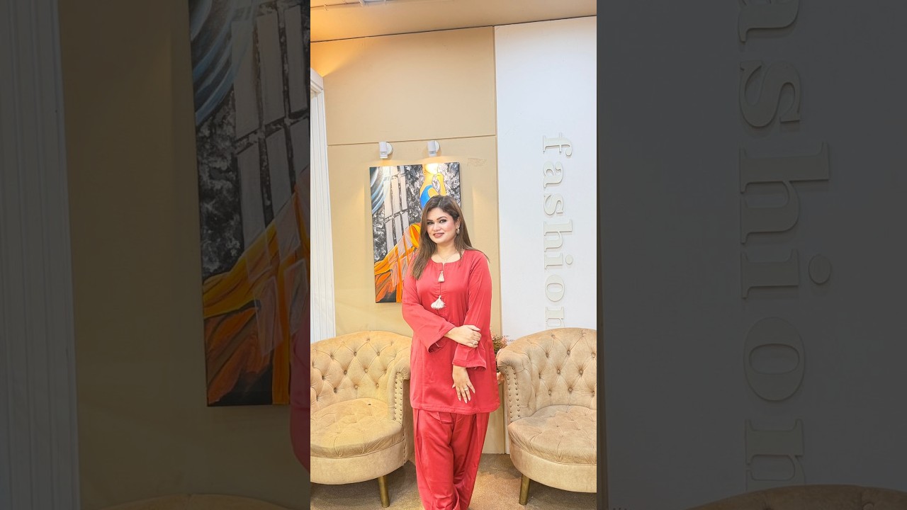 আসেন ড্রেস দেখি 😍