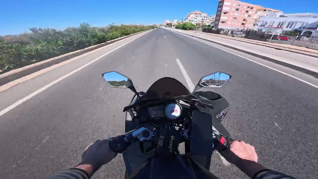 Riding a Yamaha in Spain /Life Moments / Guardamar/ Nice View
