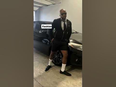 Jermaine Dupri fashion for the Super Bowl. #superbowlhalftimeshow #