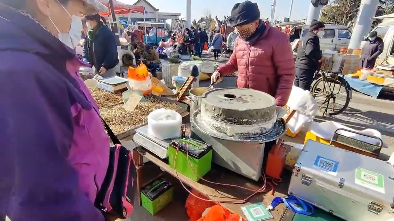 实拍青岛大集，来赶集的人山人海，东西便宜到不敢相信