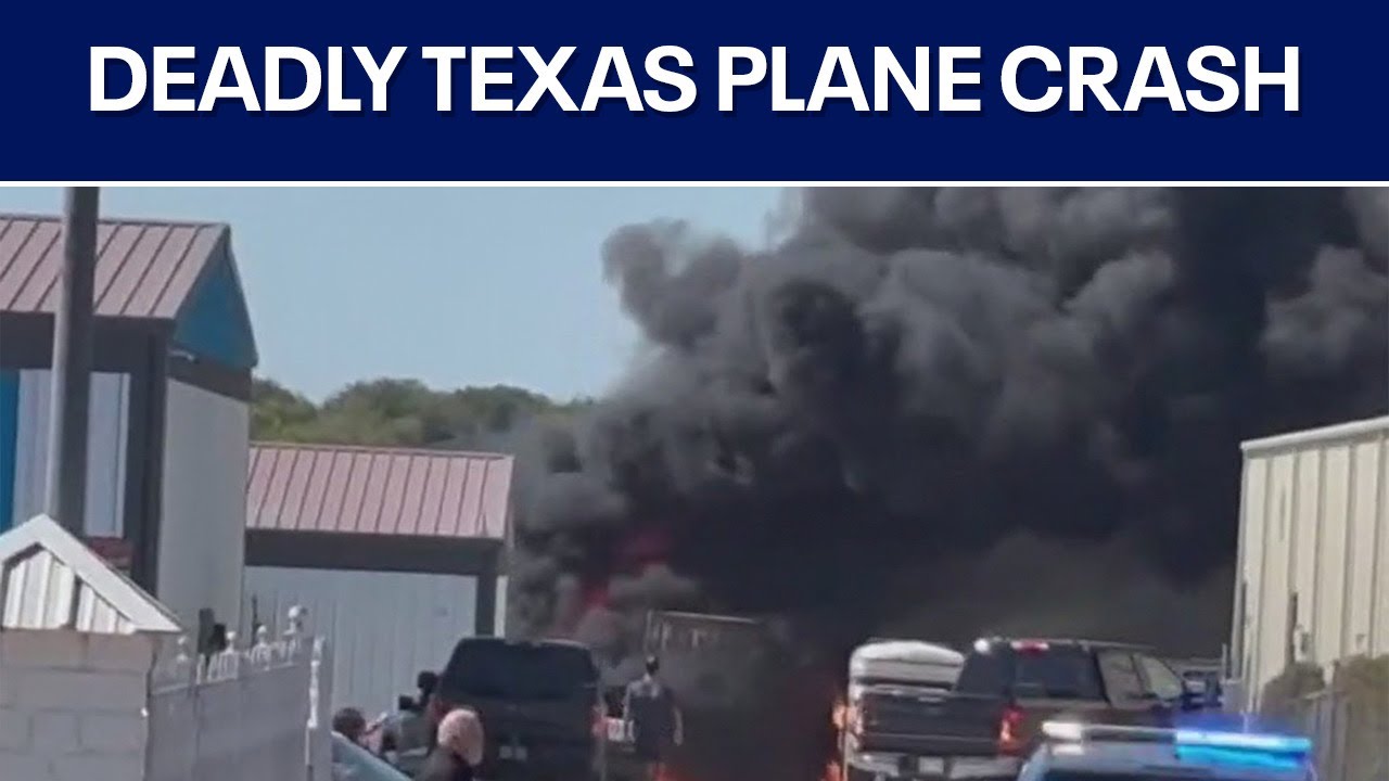 Texas plane crash: 2 people killed | FOX 7 Austin - YouTube