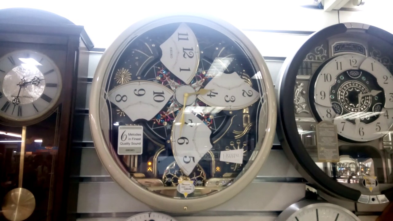 7 YEARS OLD OVERALL SEIKO QXM239SRH MIM Pascal Retro Video Style