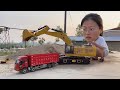 MAINAN SULTAN! Unboxing & Test Kekuatan RC Ekskavator Raksasa Mirip Asli! 😱🏗️