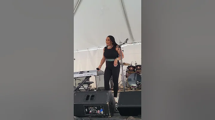 Live performance of "Lazy Day by Deborah Ware @Art...