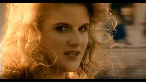 Trisha Yearwood - She's In Love With The Boy (Official Music Video)