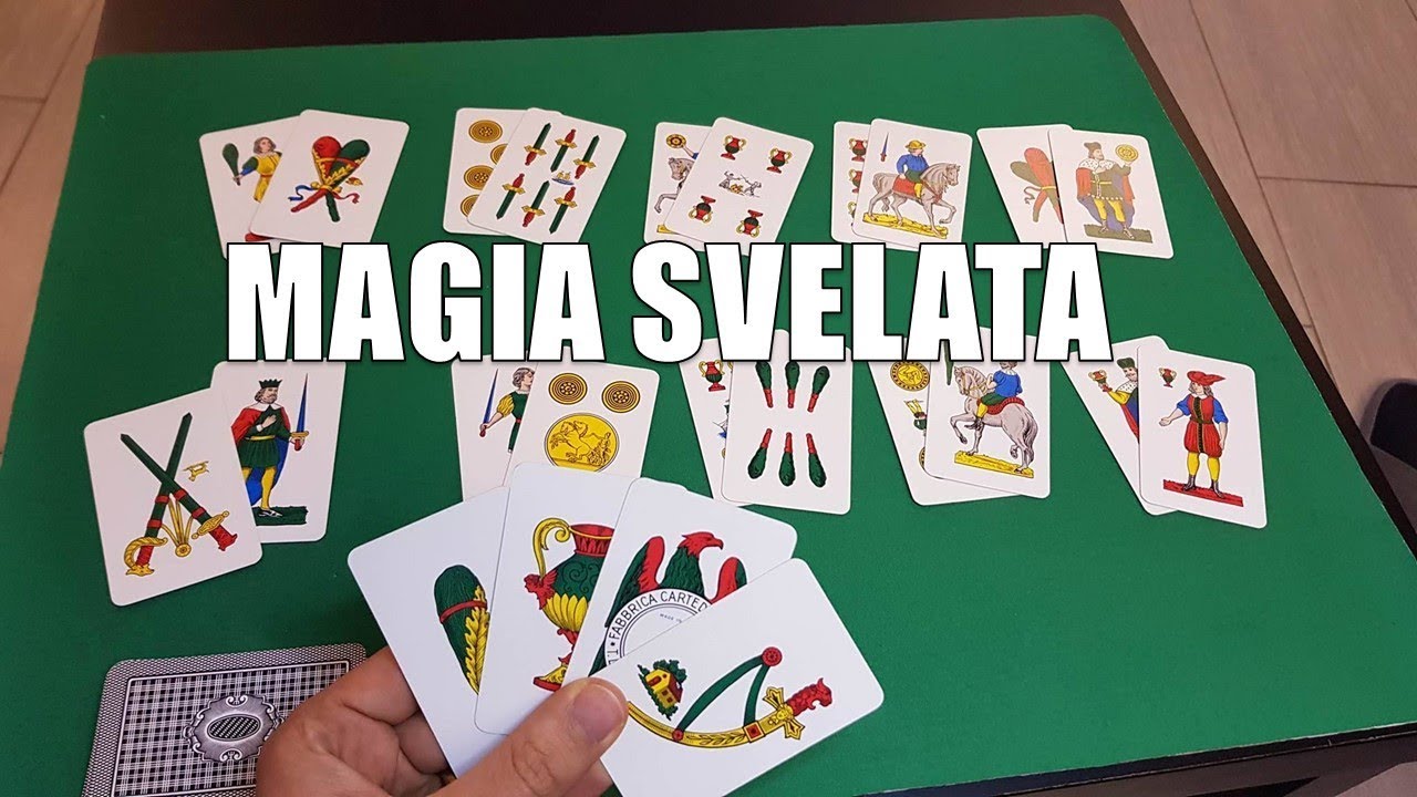 gioco scopa con carte napoletane da