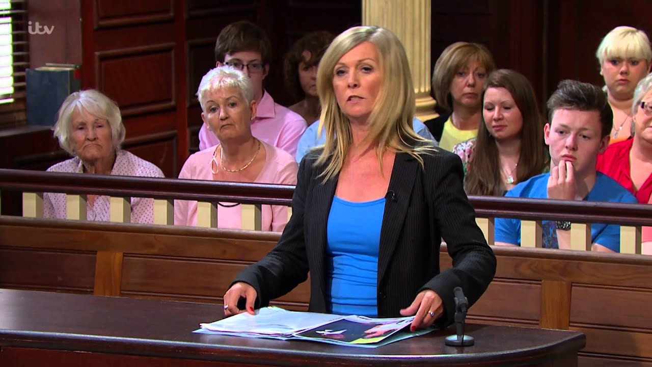 What Wedding Photos Was Colleen Expecting? | Judge Rinder - YouTube