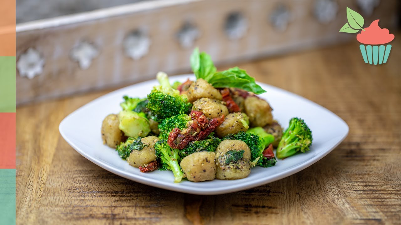 Pesto Broccoli Cauliflower Gnocchi Low Carb / Keto Recipes! YouTube