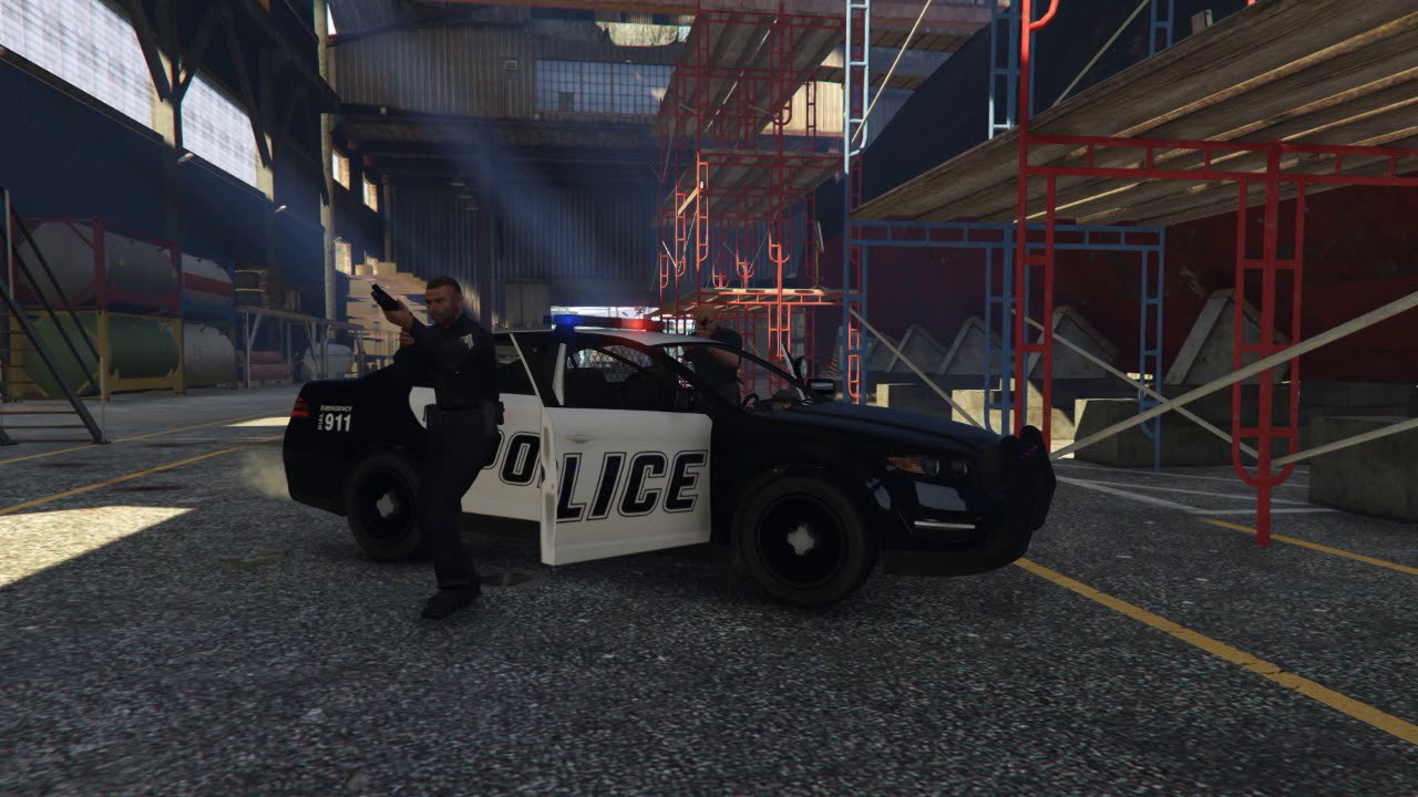GTA V - A Police Shootout at the Port 3 - YouTube