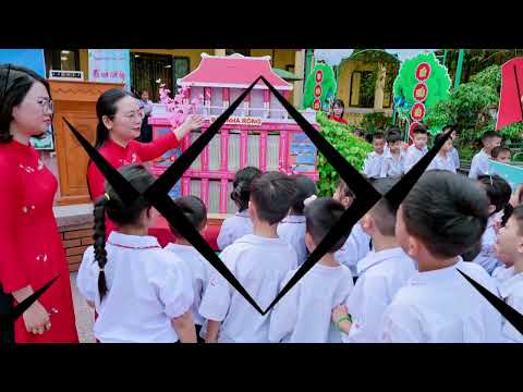 Vui bước cùng sách