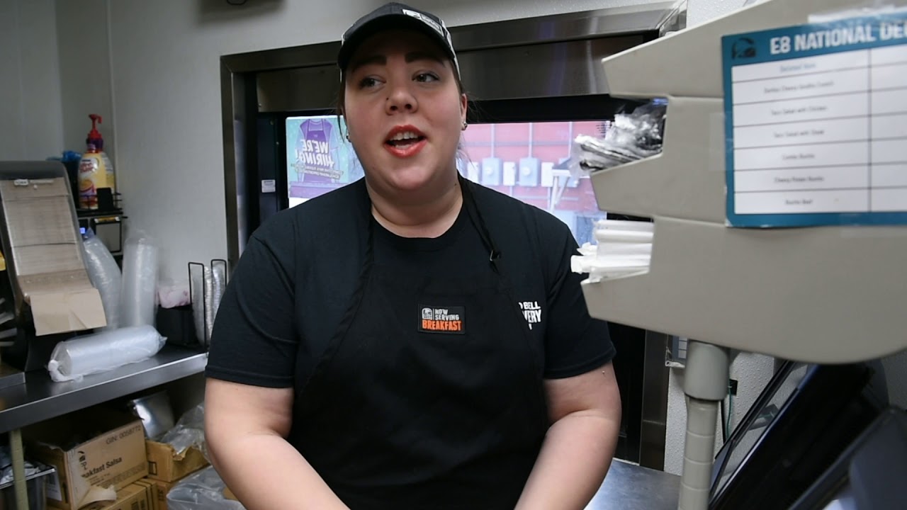 Employee adds inspirational quotes to Taco Bell orders in Syracuse, NY YouTube