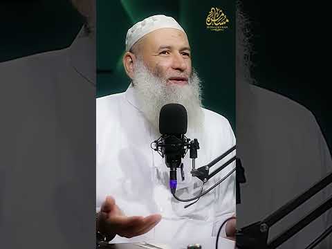 كل يد عي وصلا بليلى وليلى لا تقر له بذاك 