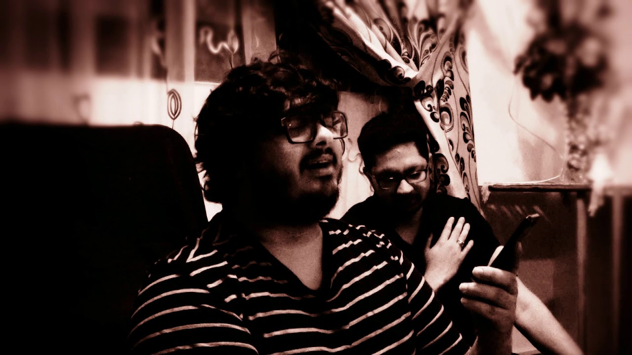 dekho na idhar baba, seene mein sina hai