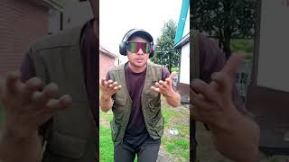 Самых радостных эмоцийНакопи ты про запас,И веселье пусть начнётся,Непосредственно, сейчас!