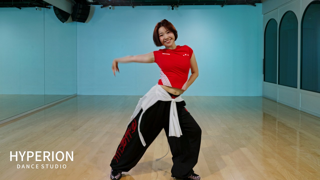 MEOVV - 'Hit 'Em' - Choreography by Yuna - YouTube