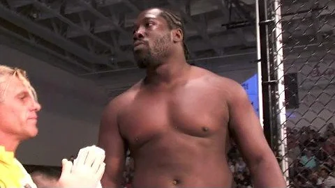 Tomar "T-BO" Washington DOMINATES Mixed Martial Ar...