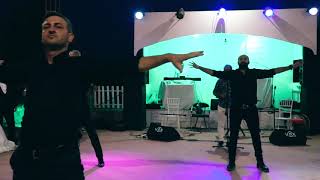 Damat Ve Gelinden, Vakur Efeler Ile Birlikte Zeybek Gösterisi