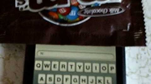 How to send free txt messages on ipod touch