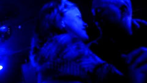 lightning crashes.AVI