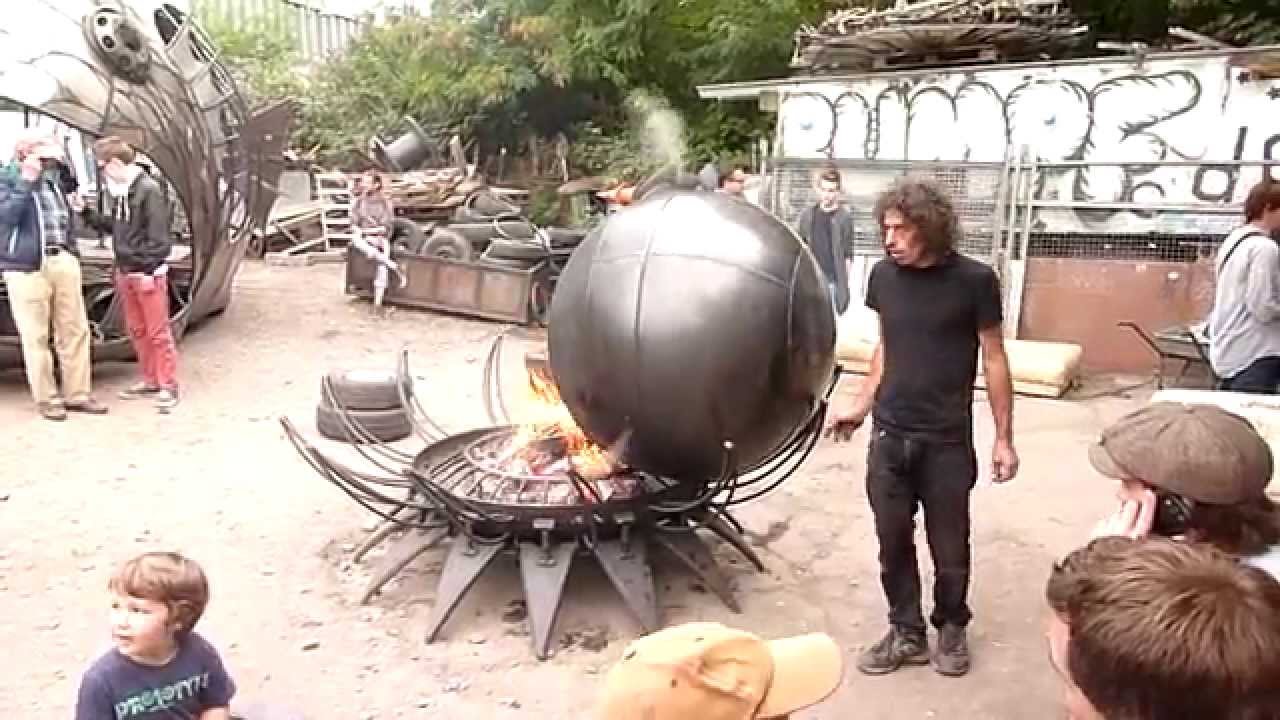 Luca Minotti: Nukleus