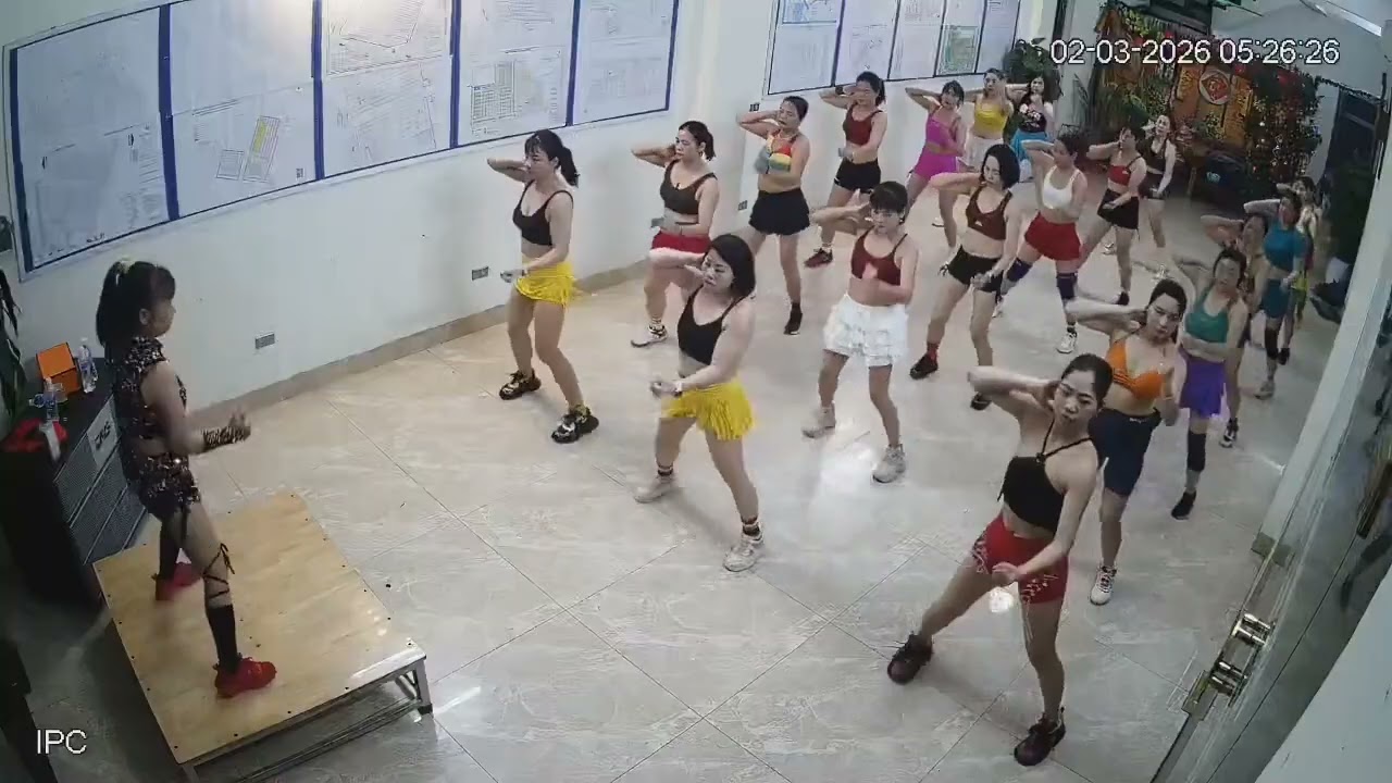 Tuần mới vui vẻ, hiệu quả và tràn đầy năng lượng tích cực của chị em Clb Aerobic Bđs An Nhiên!