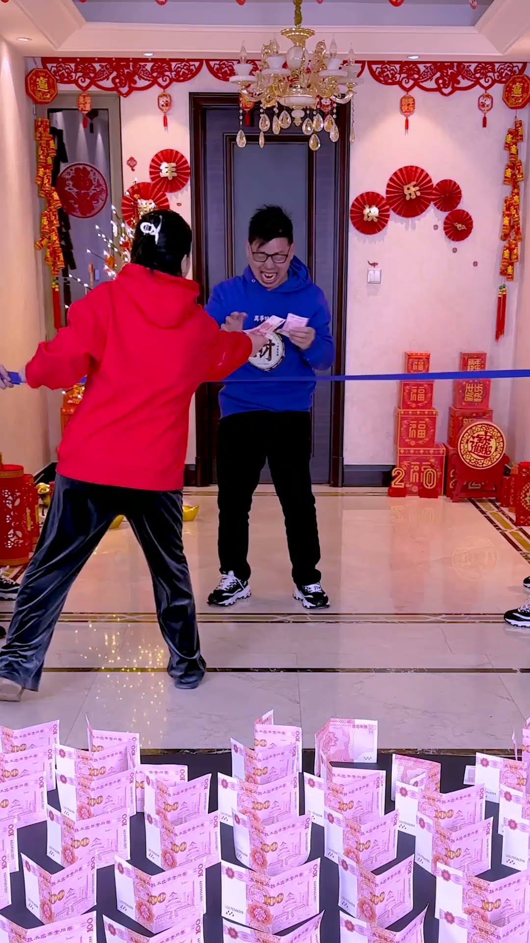 This Is The Game For The New Year. It's So Exciting.#Funnyfamily#Partygames#Shorts#Challenge