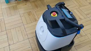 アイリスオーヤマの業務用ロボット掃除機見つけた！