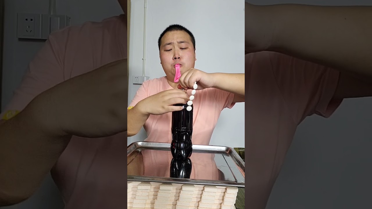 Crazy Coca + Balloon + Mentos funny memes video 