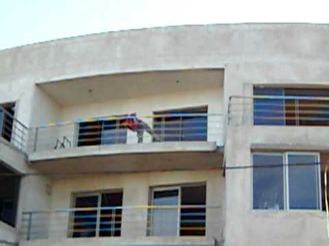 Herreria besson , barandas de inoxidable edificio north beach ... Balcon idées Barandas