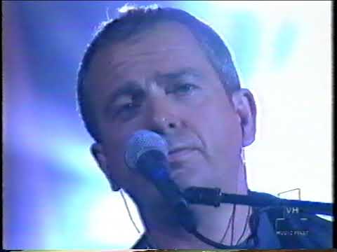 Red Rain (Peter Gabriel, Michael Stipe, Natalie Merchant, 1996)