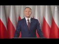 Paliwo po 5,19 zł? Nawrocki podpisał ustawę i stawia żądania