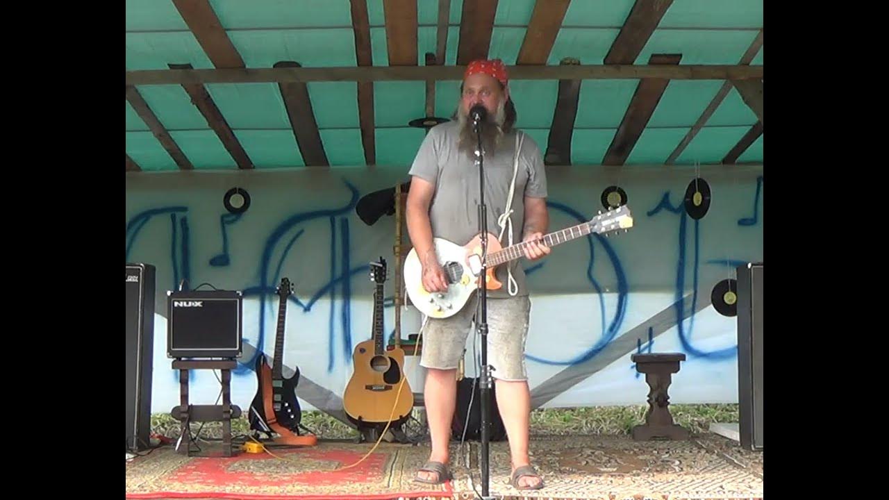 Шептун - YouTube