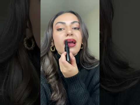 Видео: Revlon ColorStay Lip Liner - шоколад