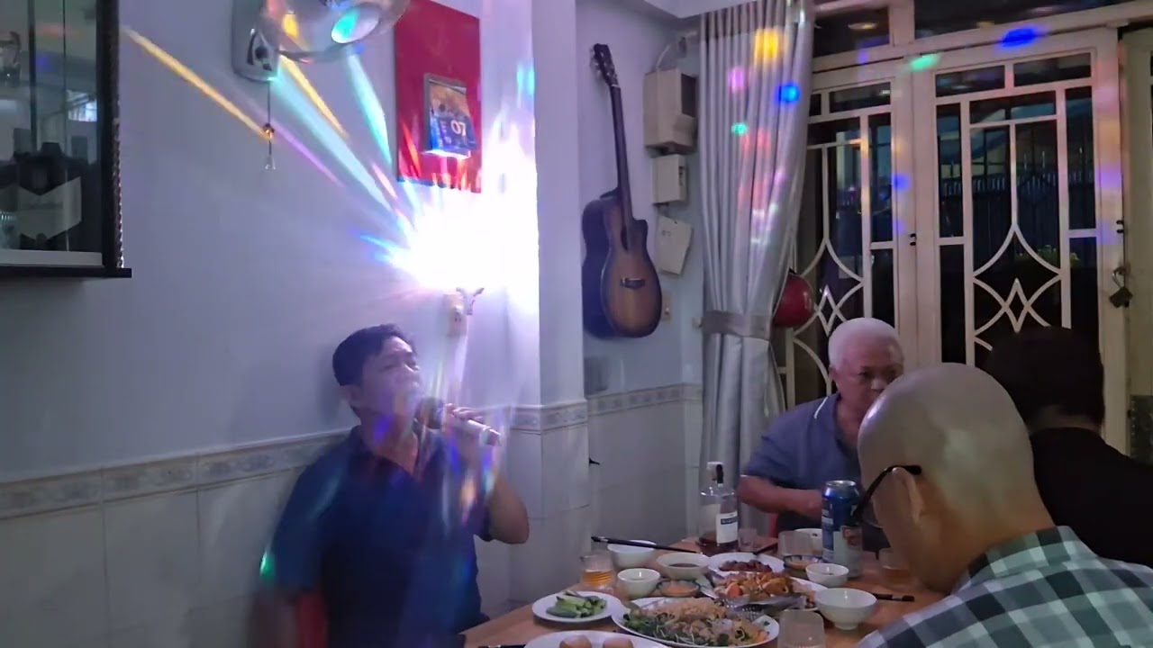 TÌNH NGHỆ SĨ  - Sáng tác: Đoàn Chuẩn & Từ Linh - Trình bày: Mê Ca Bất Chấp