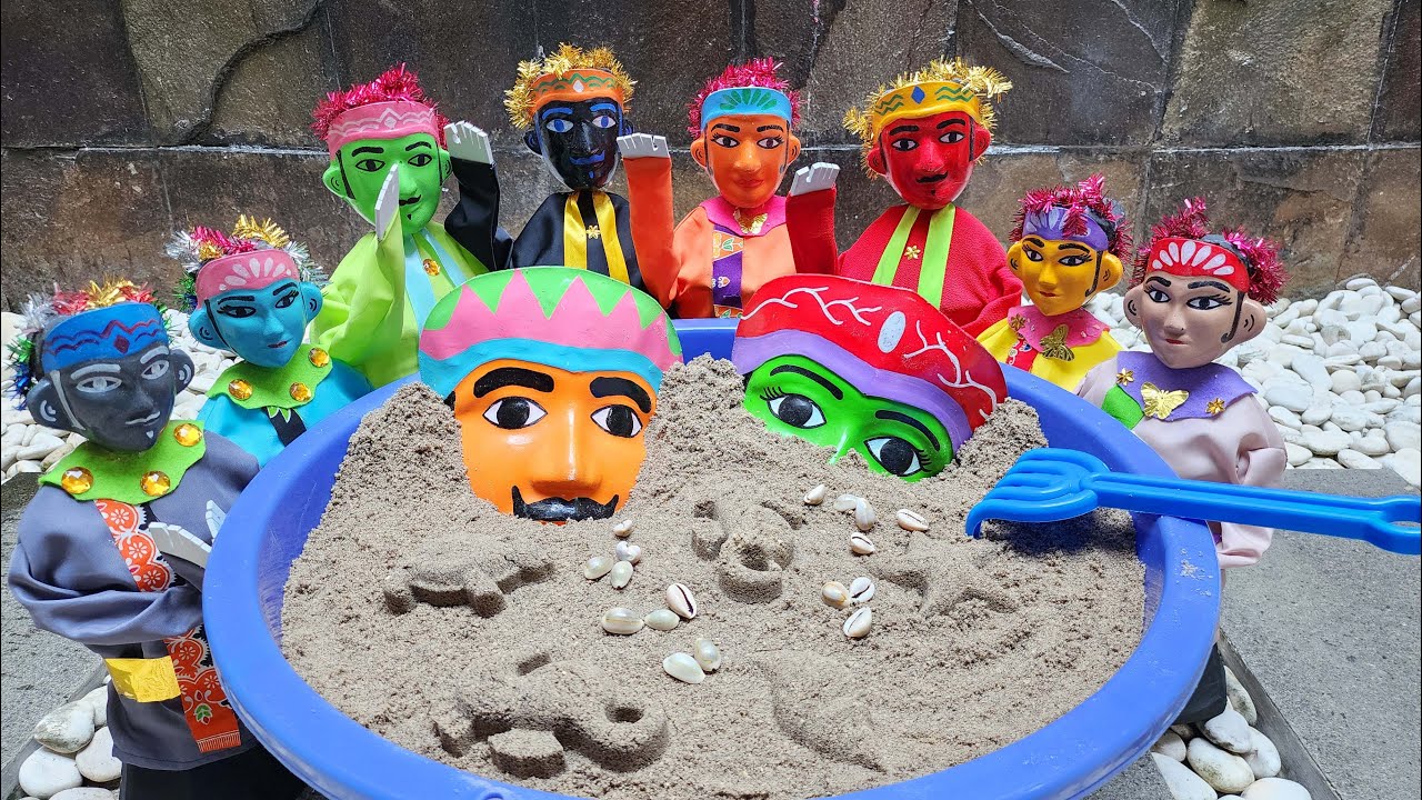 Yuk Bantu Temukan Kepala Ondel Ondel Terkubur Dalam Kolam Pasir Kerang Pantai, Ondel Pak Kumis 295