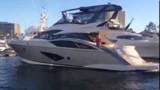 2014 Marquis 630 maneuvering in close quarters