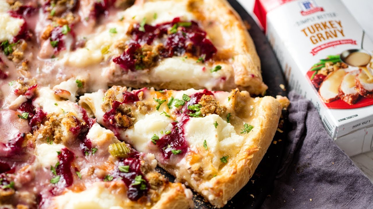 How to Make Thanksgiving Leftover Pizza