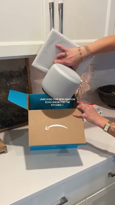 Unboxing the Amazon Echo Show 10 🎁 | Perfect Kitchen Gift Idea!