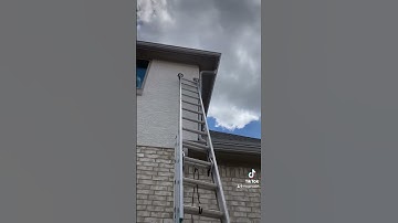 Seamless Gutters Install #gutters #malandro #yanez #fy #fypシ #fyi #fyp #guttercleaning