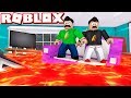 ROBLOX DON'T TOUCH THE FLOOR CHALLENGE with MY LITTLE BROTHER!