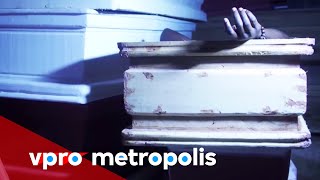 Sleeping in a coffin - The coffin hotel in Congo | VPRO Metropolis